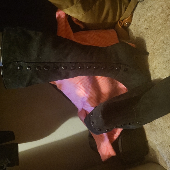 Boots - Picture 2 of 2